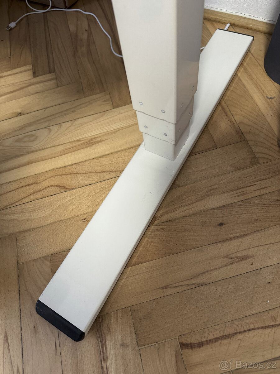 Elektrický polohovatelný stůl Liftor - 2