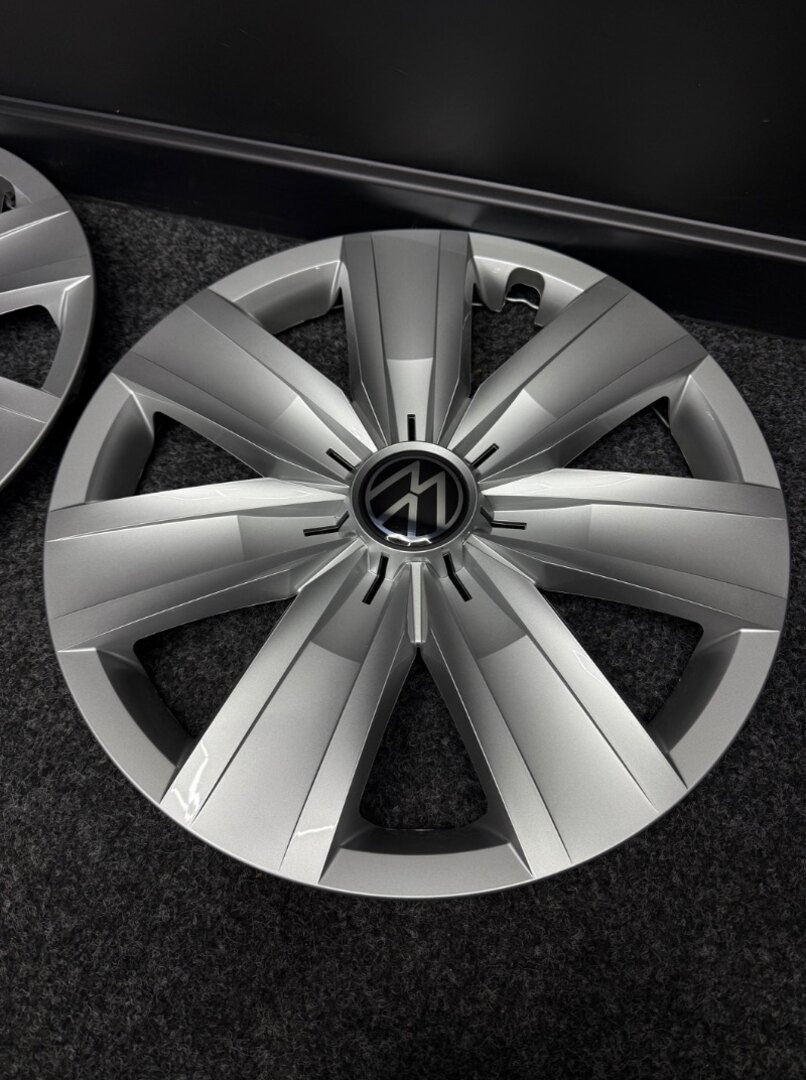 Poklice / kryty kol VW 16” nove - 2