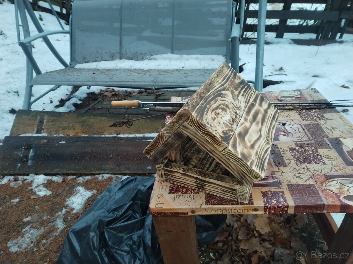 Ptačí krmítko - 2