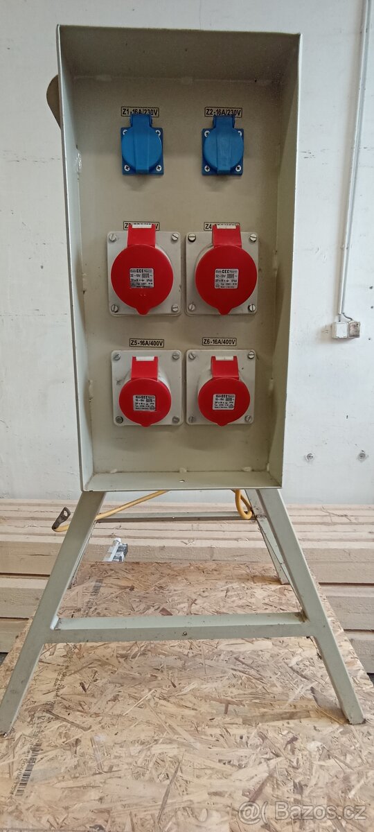 STAVEBNÍ ROZVADĚČ - 2