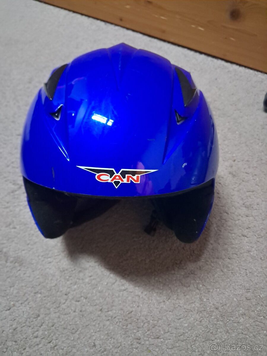 Dětská helma na lyze/brusle - 2