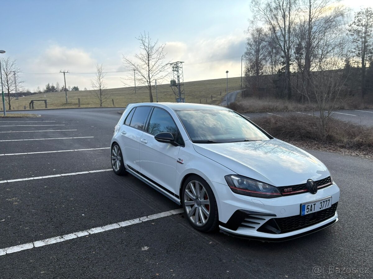 VW Golf GTI Clubsport - 2