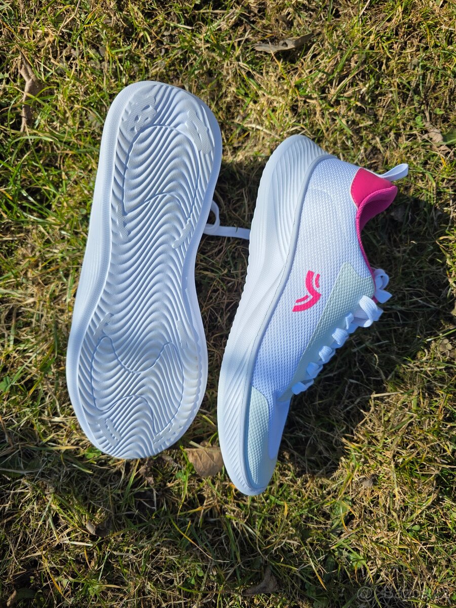 Nové tenisky 38 - 2