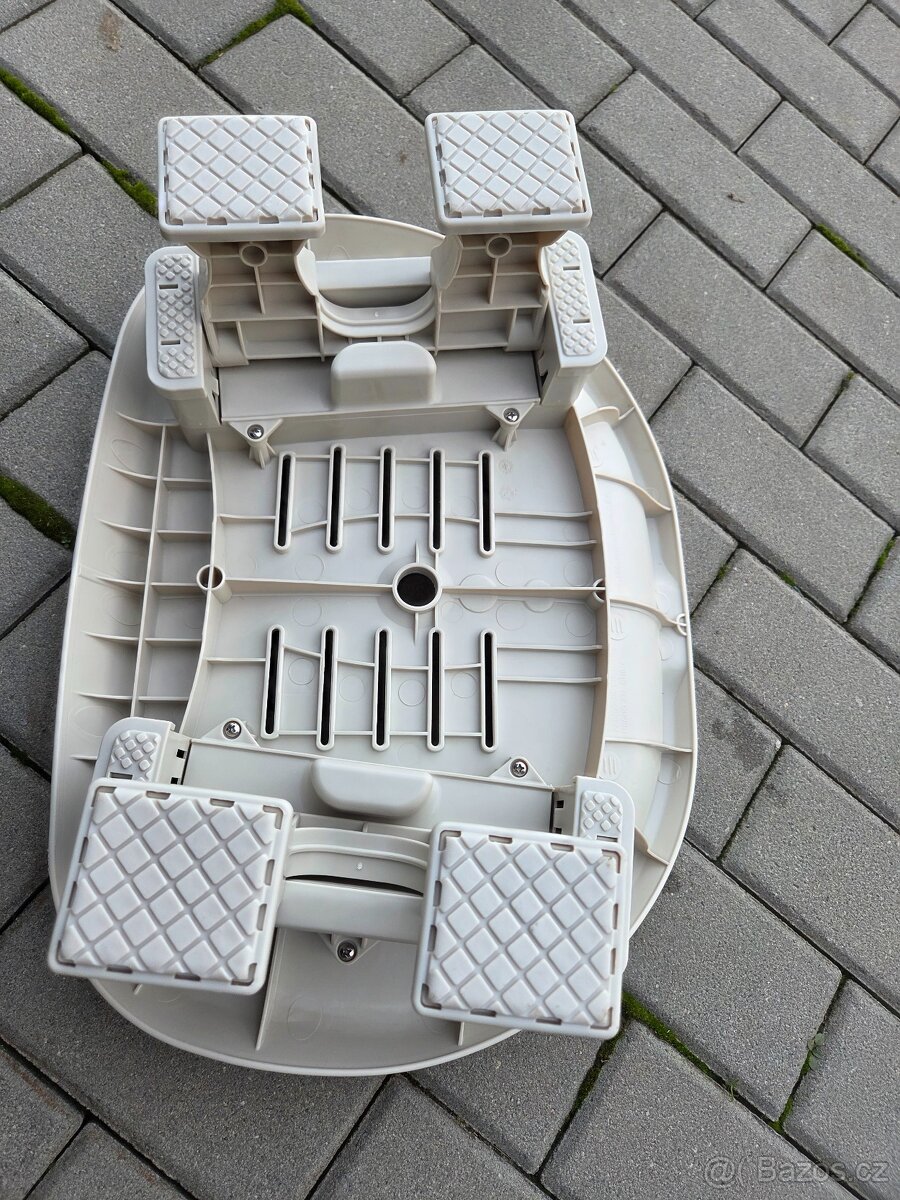 Sedátko do vířivky - 2