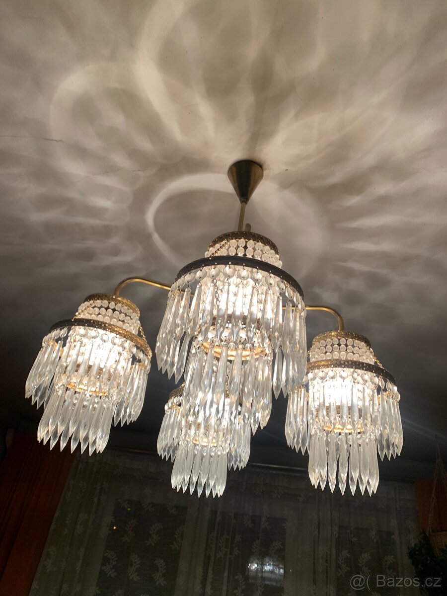 Starožitný lustr - 2