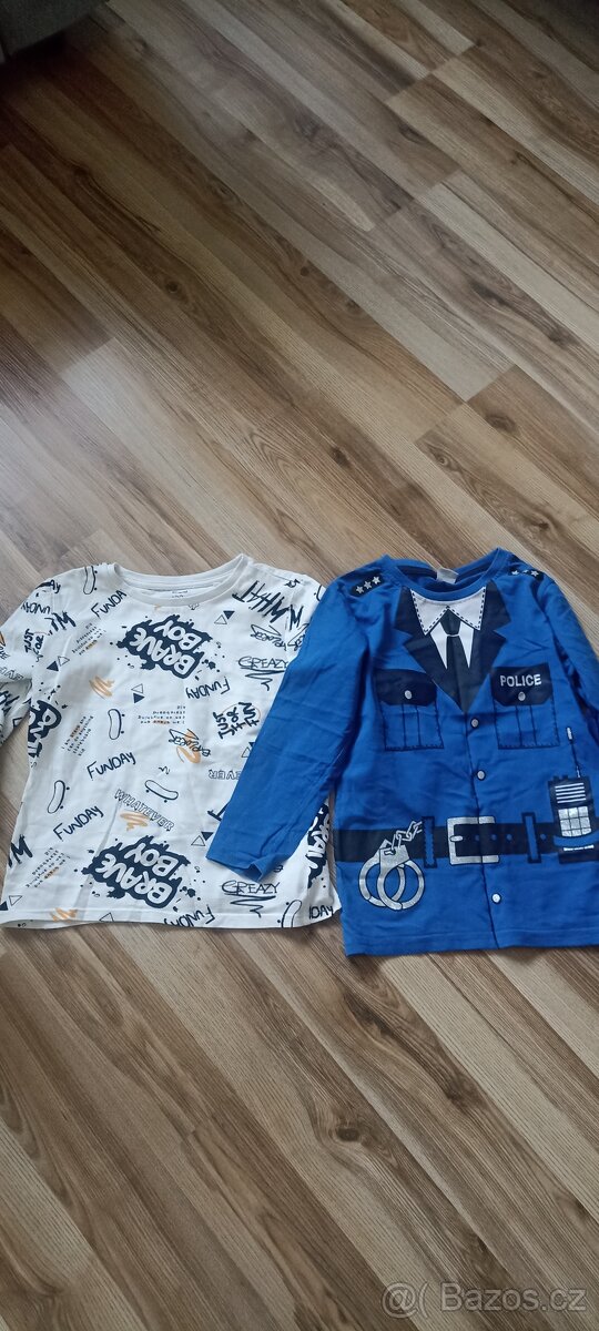 Oblečení v. 122 - č.2 - 2