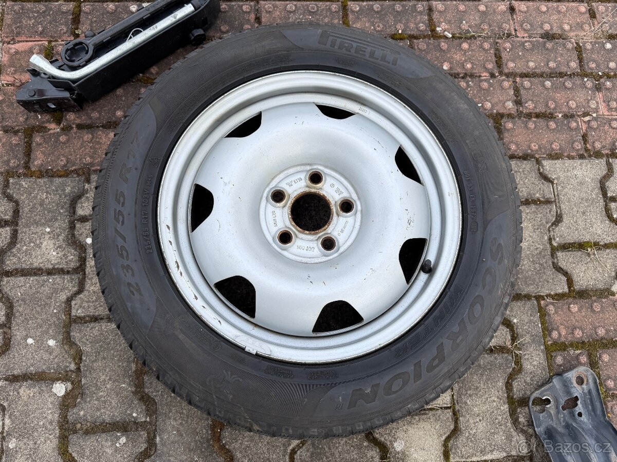 SET Rezerva R17 -Držák-hever-VW Multivan T5 T6-T6. - 2