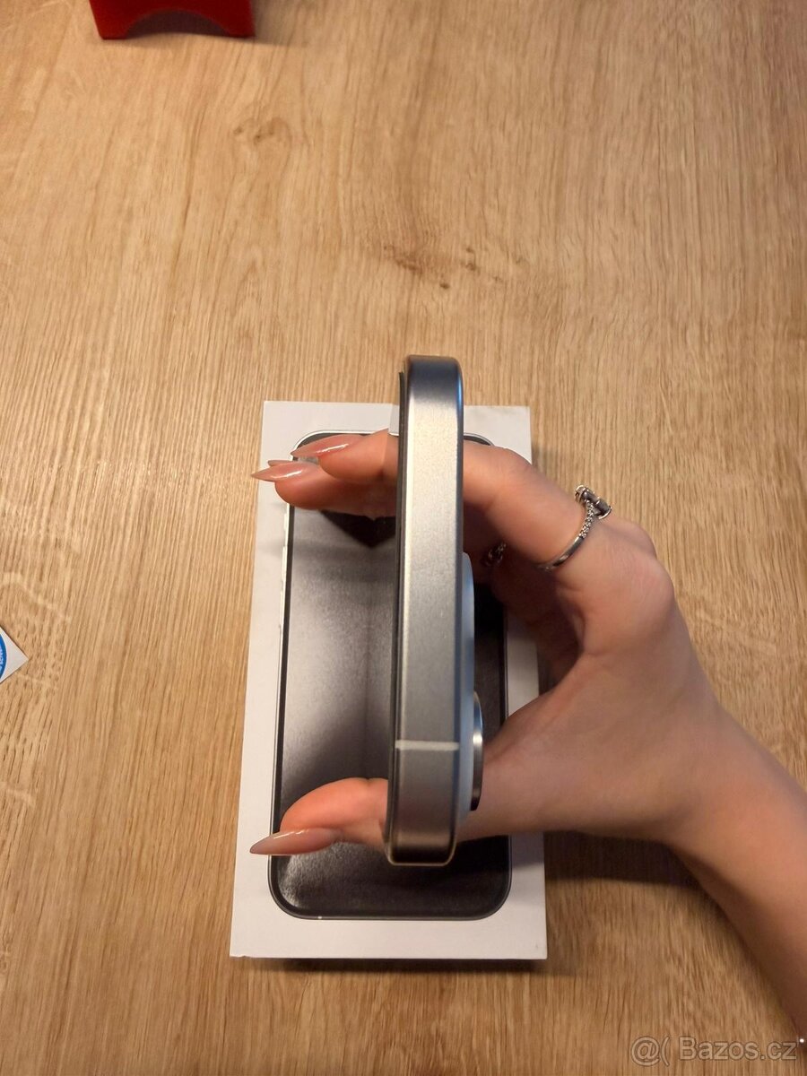 Iphone 15 pro 128GB - 2