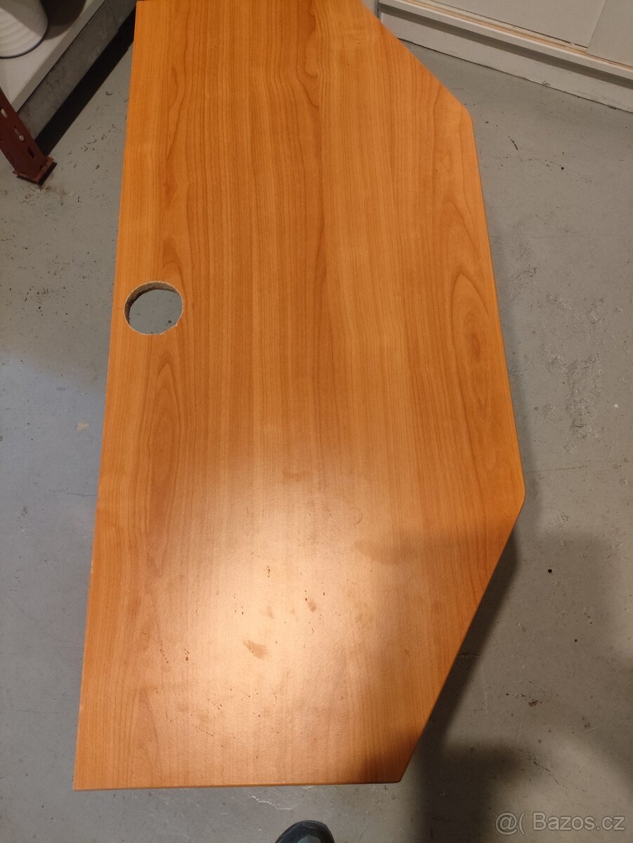 televizní stolek - 2