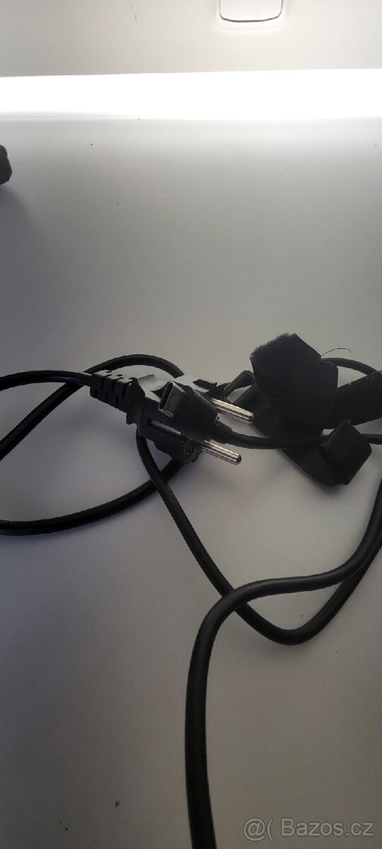 Usb-c nabijecka na počítač - 2