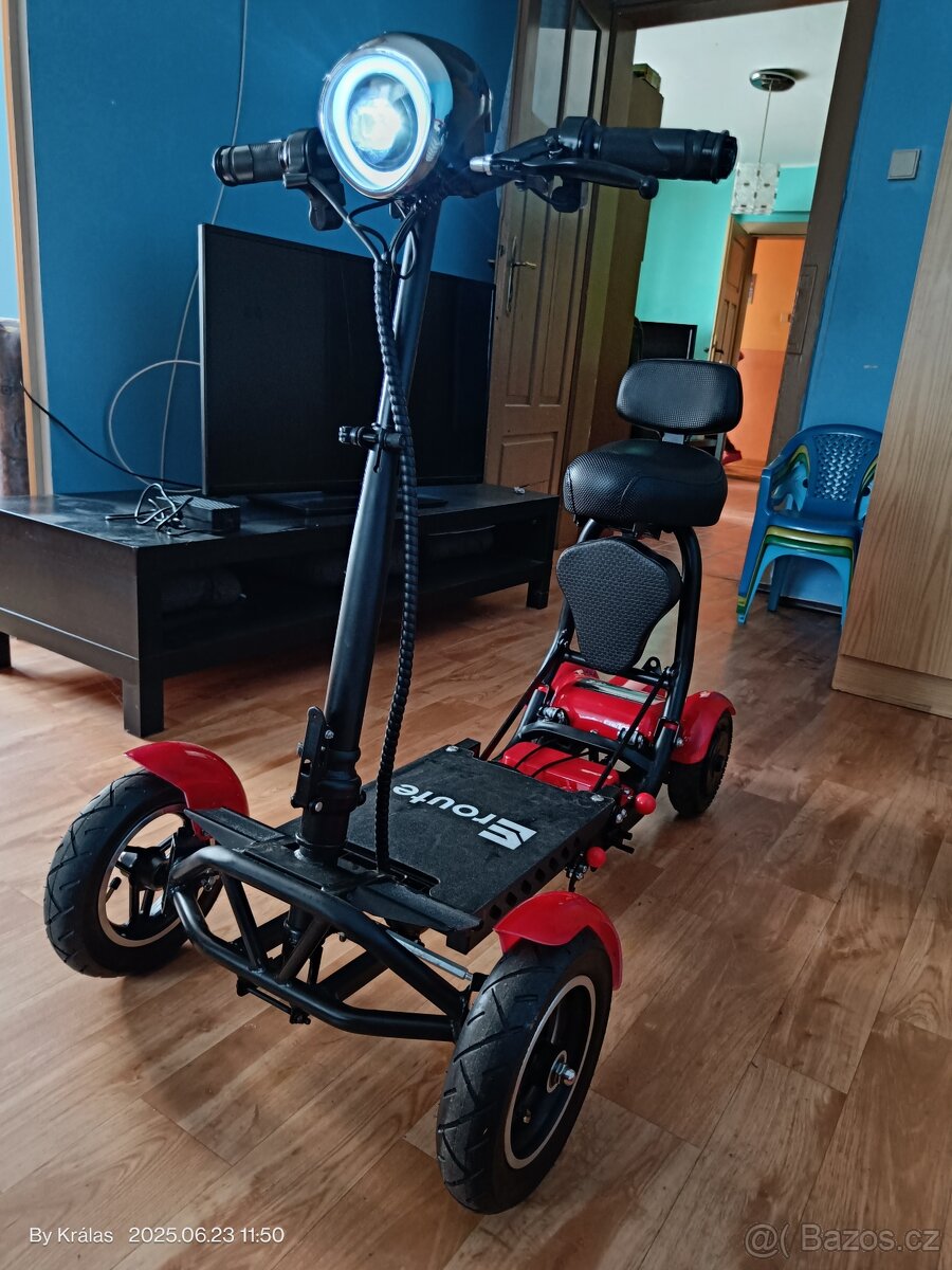 Mobilis Basic - Elektrický skládací vozík