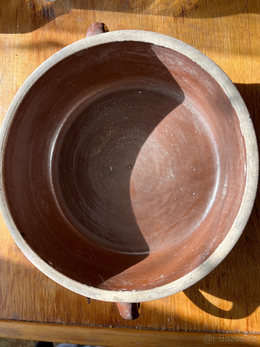 Stara kameninova nadoba - 2