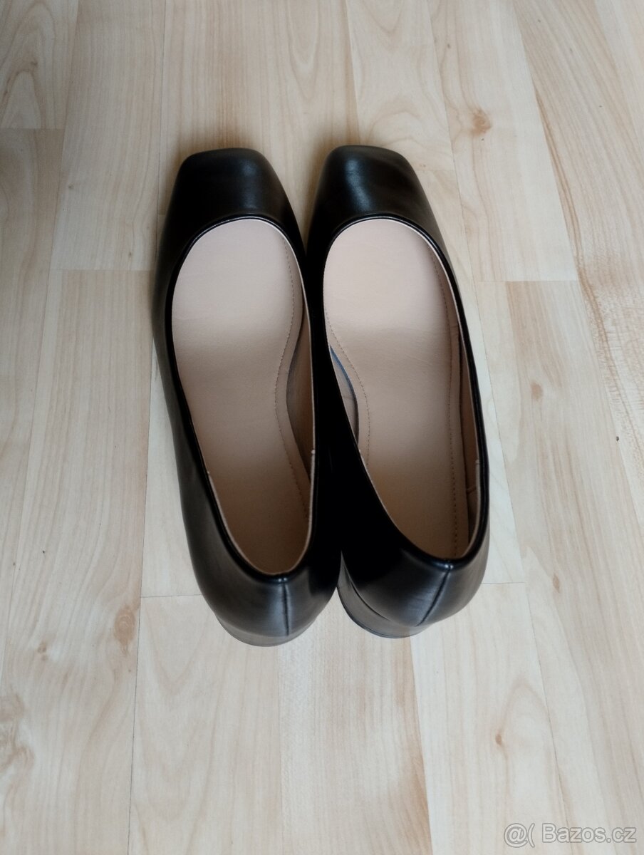 Nové dámské lodičky vel.44 - 2