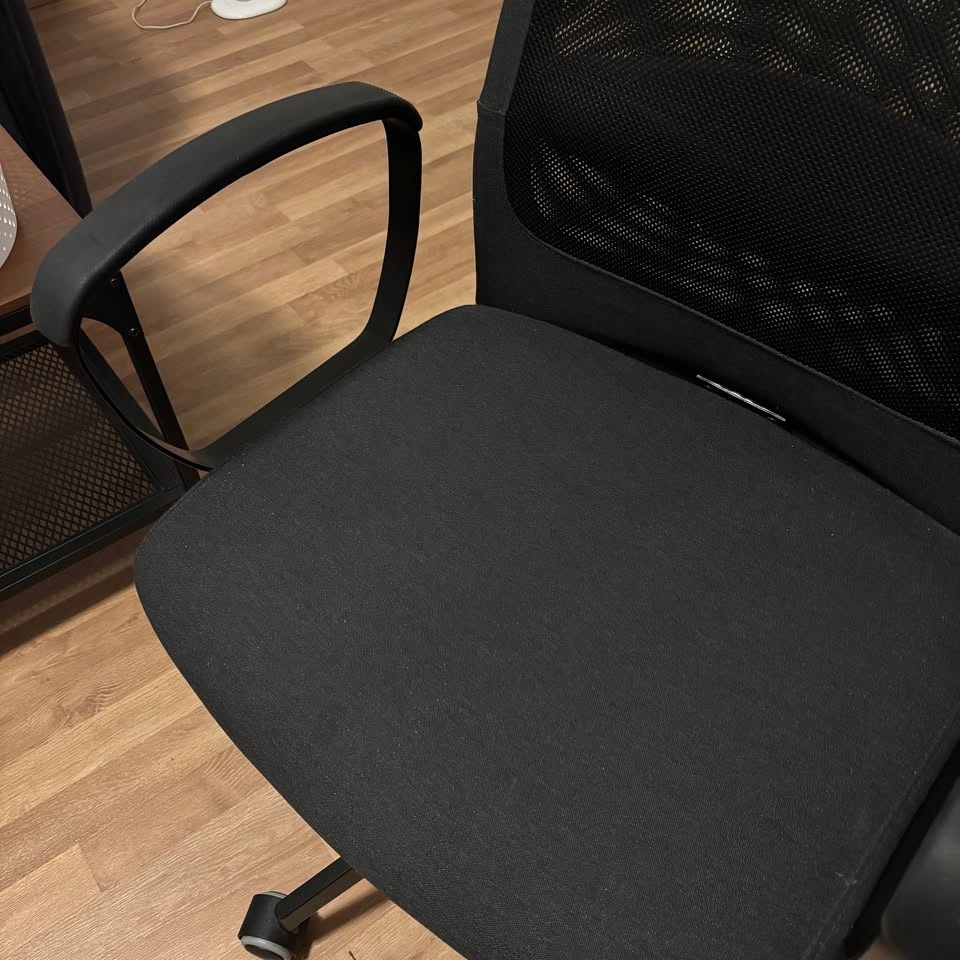 Prodám kancelářskou židli Markus - 2