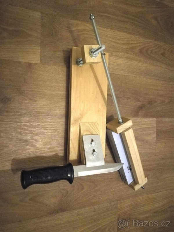 Brousek na nože - 2