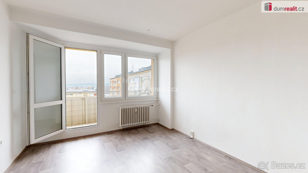 Pronájem, byt 1+kk, 25m2, Opava, ul. Holasická - 2
