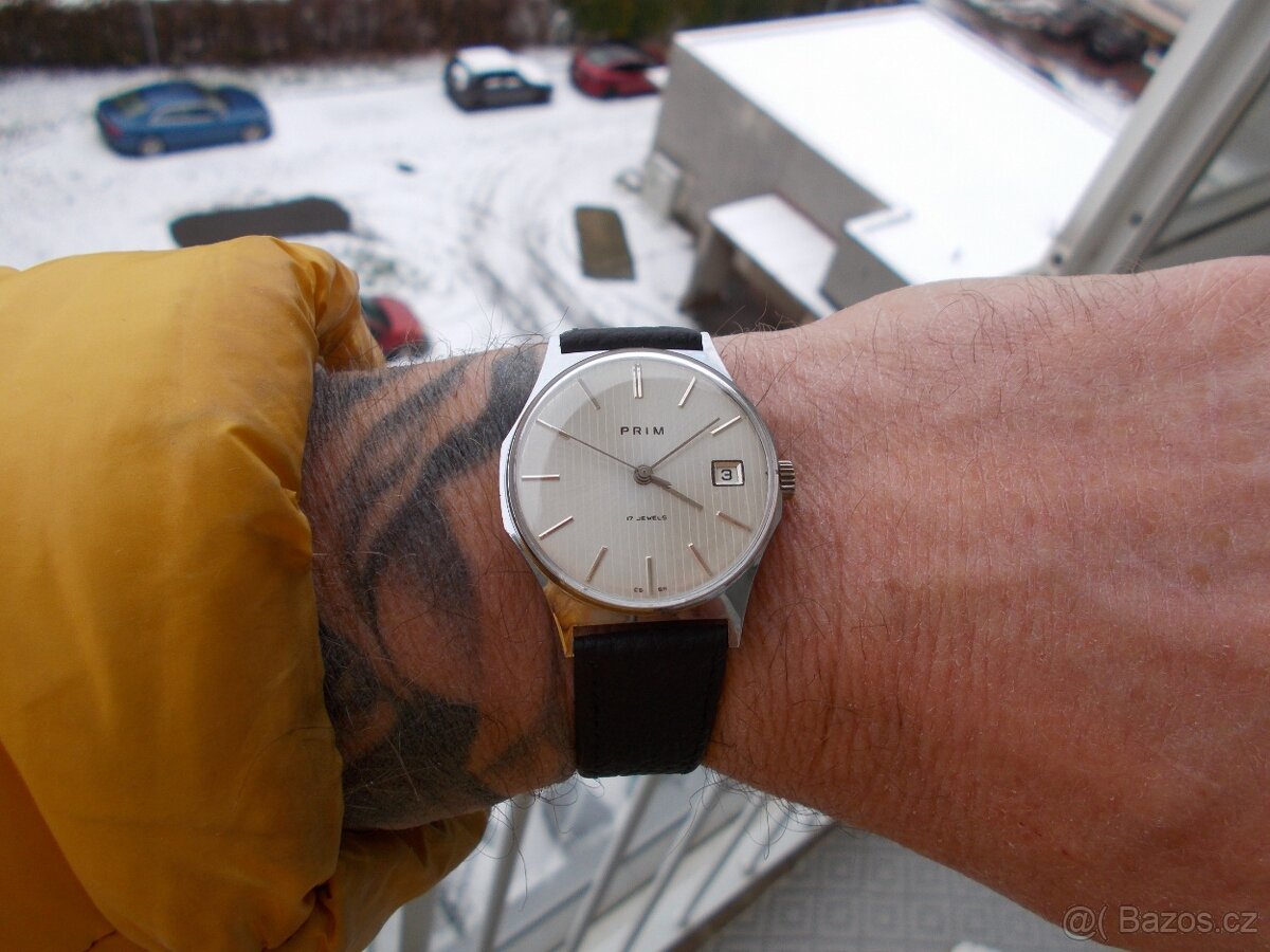 krasne darkove oblibene hodinky prim Pyžamo rok 1985 - 2