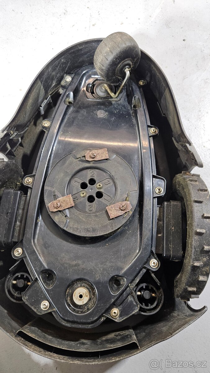 Robotická sekačka Gardena - 2