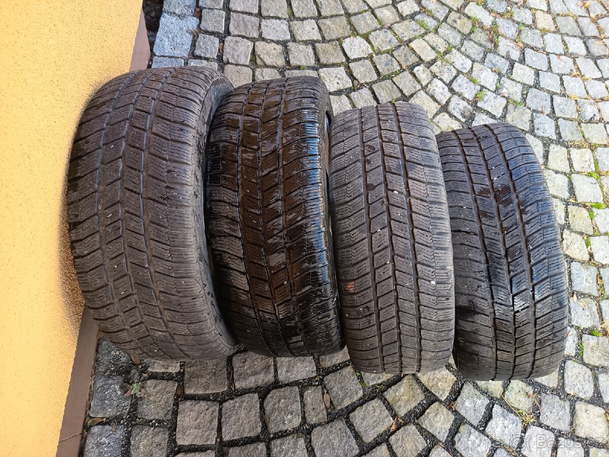 Zimní sada 5x114,3 pneu 225/45/17 Barum - 2