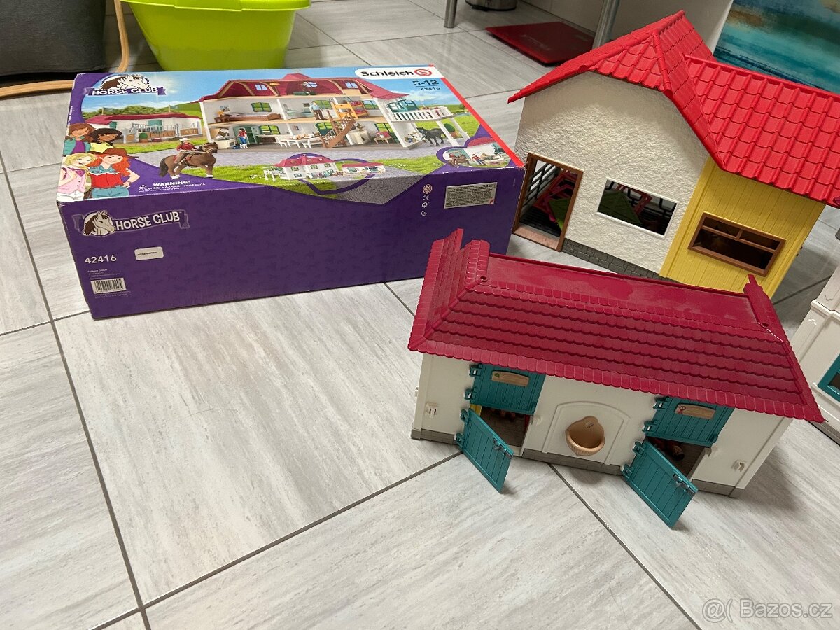 Schleich staje, dum - 2