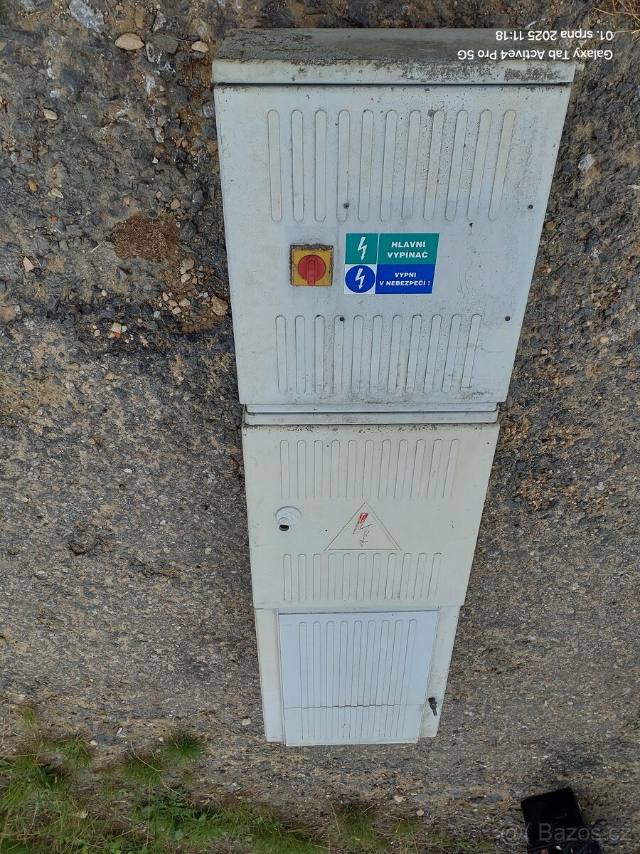 Elektroměrovy pilíř - 2