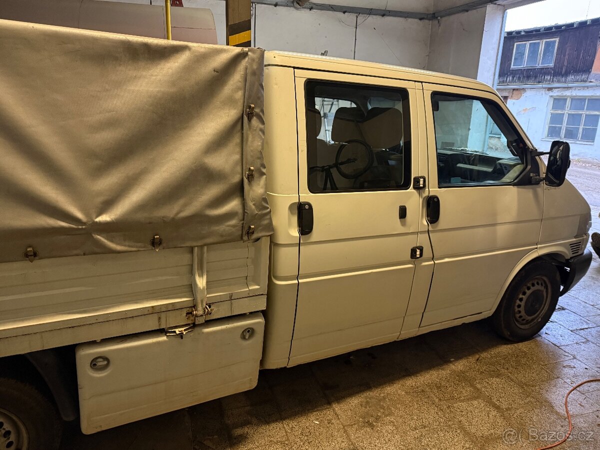 VW t4 doka 2.5 tdi 75kw axl syncro - 2