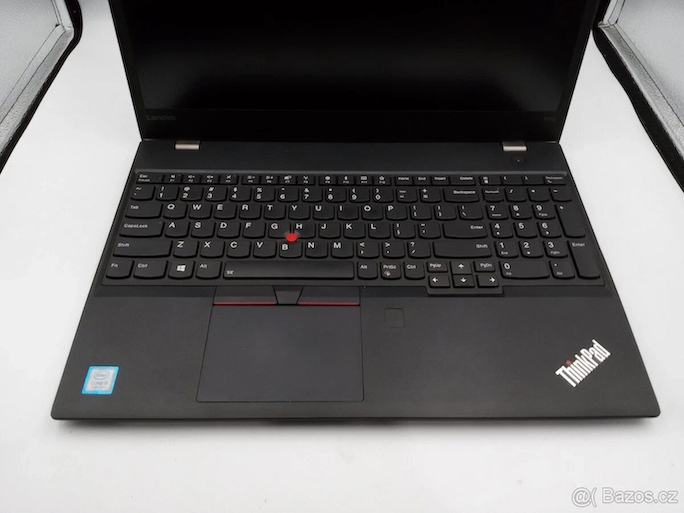 Lenovo Thinkpad T570 | i5 • 8GB RAM • 256GB SSD - 2
