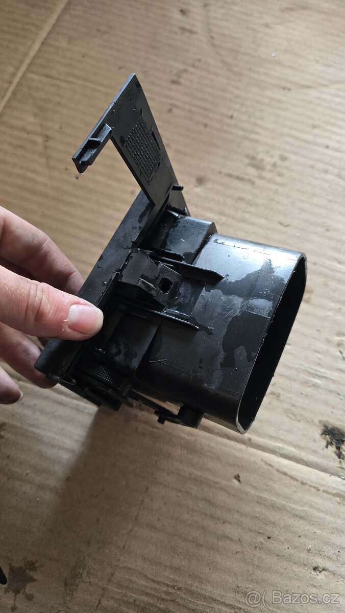 VW T4 mřížka ventilace - 2