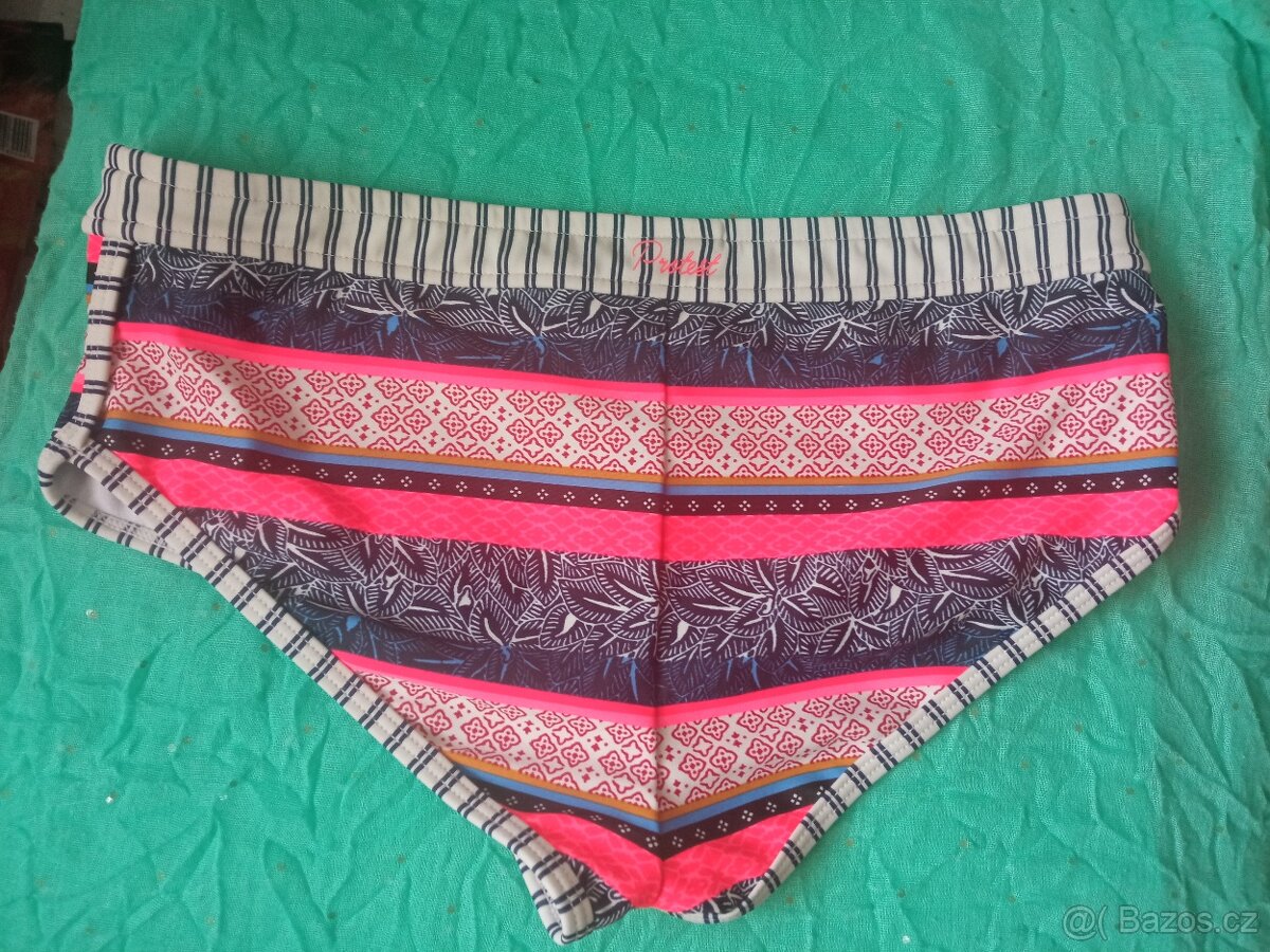 Spodní díl plavek velikost 176 - 2