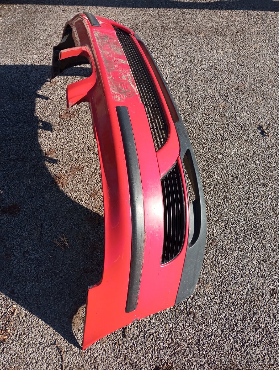 Nárazník Seat Leon, Toledo m1-prodám - 2