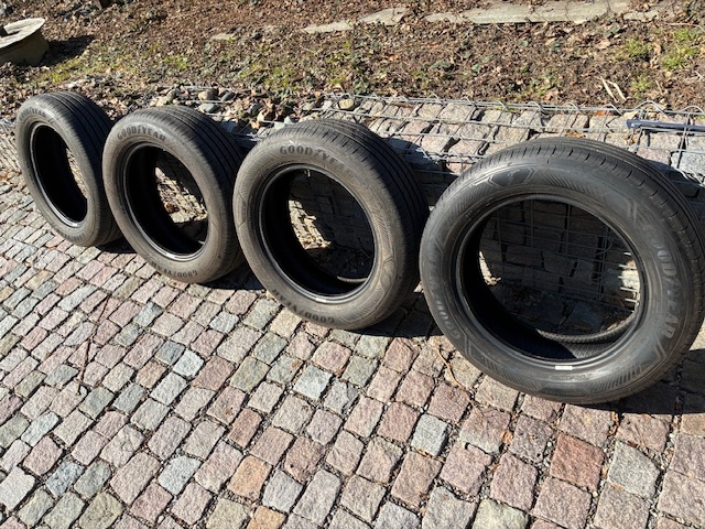 215/60/17 Letní pneu Goodyear Efficientgrip 2 SUV - 2