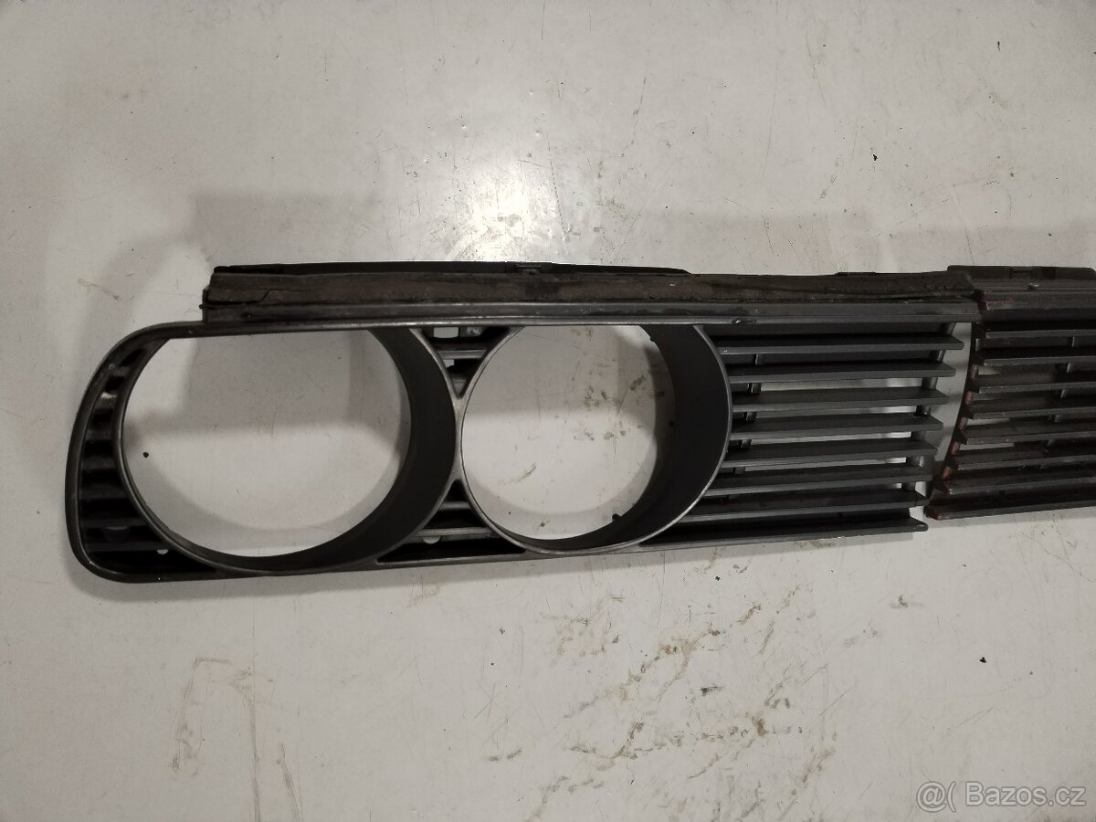 bmw e30 maska,gril - 2