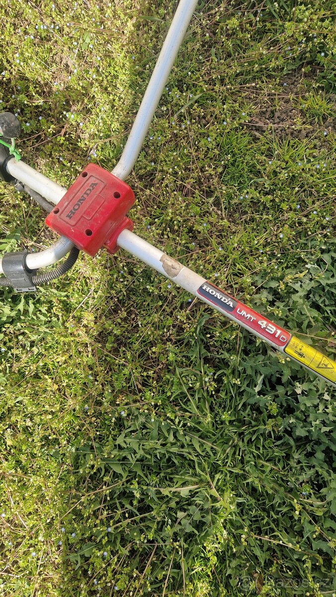 Křovinořez Honda - 2