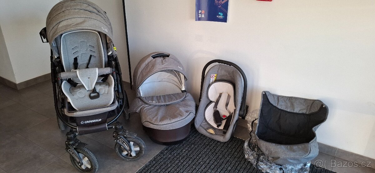 Kočárek Camarelo Sevilla - 2