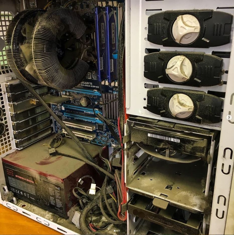 Staré/nefunkční pc koupim - 2