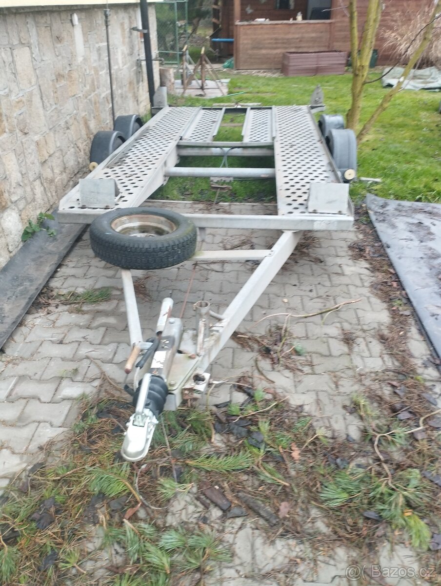 Přepravník automobilů - 2