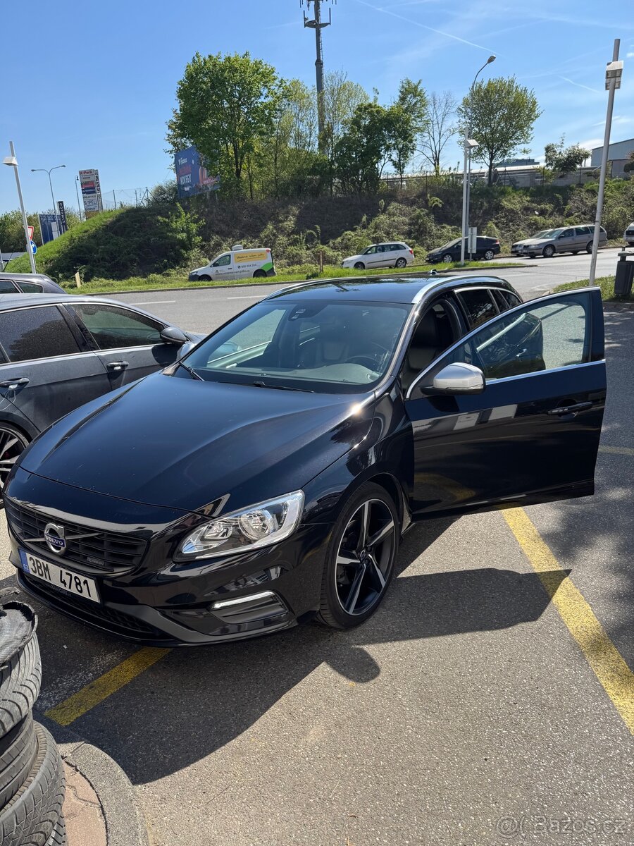VOLVO V60 - 2