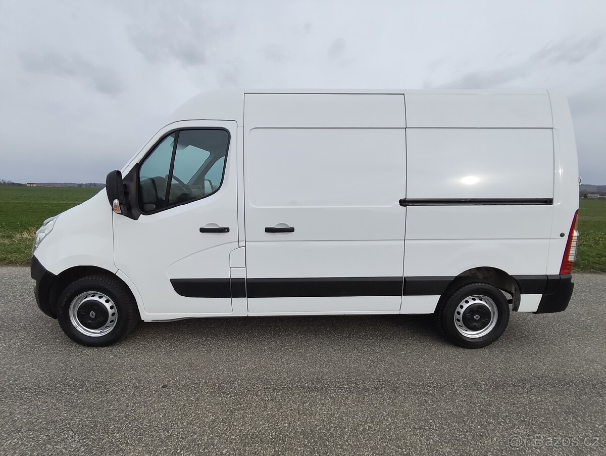 Renault Master 2,3 DCI. R. v. 2019 2x Šoupačky - 2