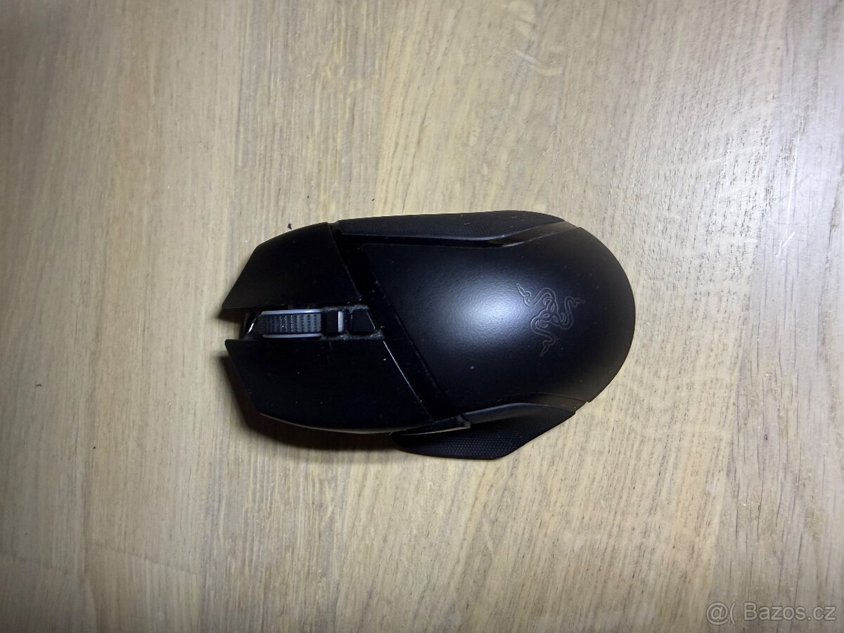 Myš razer basilisk ultimate + mouse dock - 2