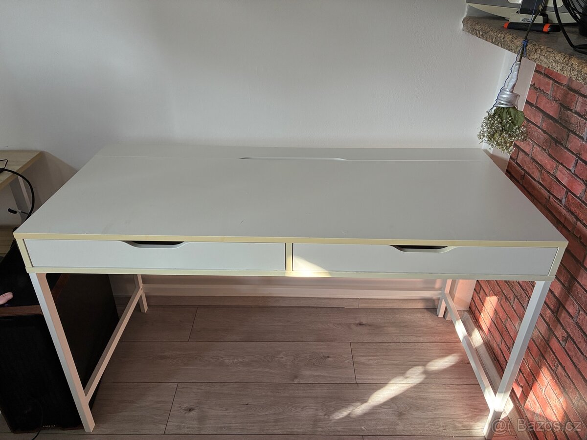 Psací bílý stůl ikea - 2