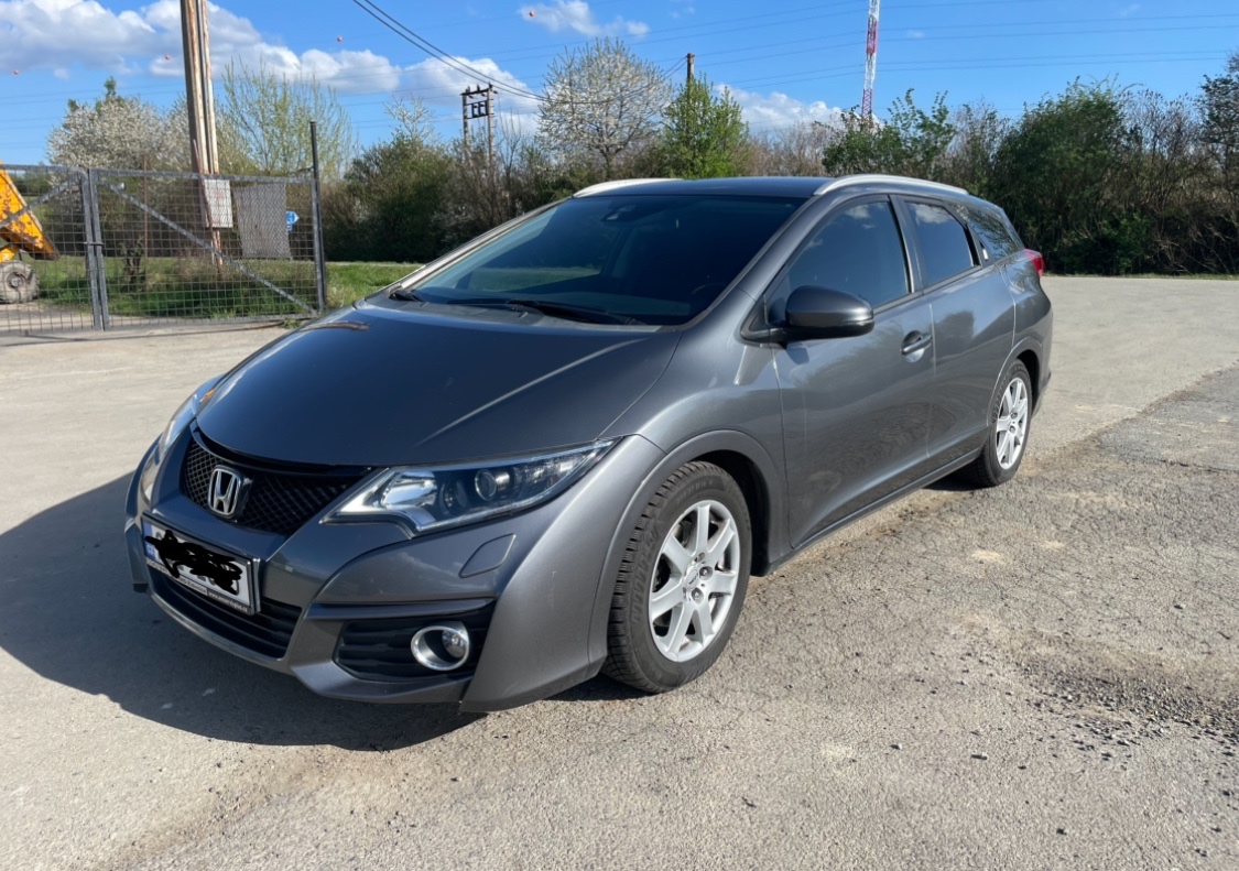 Honda Civic Tourer - 2