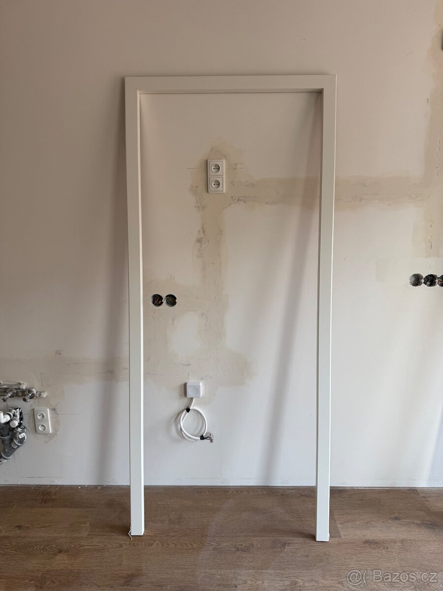 Prodám: Interior dveře Vekra, bíle, G1 sklo, pravé - 80x210 - 2