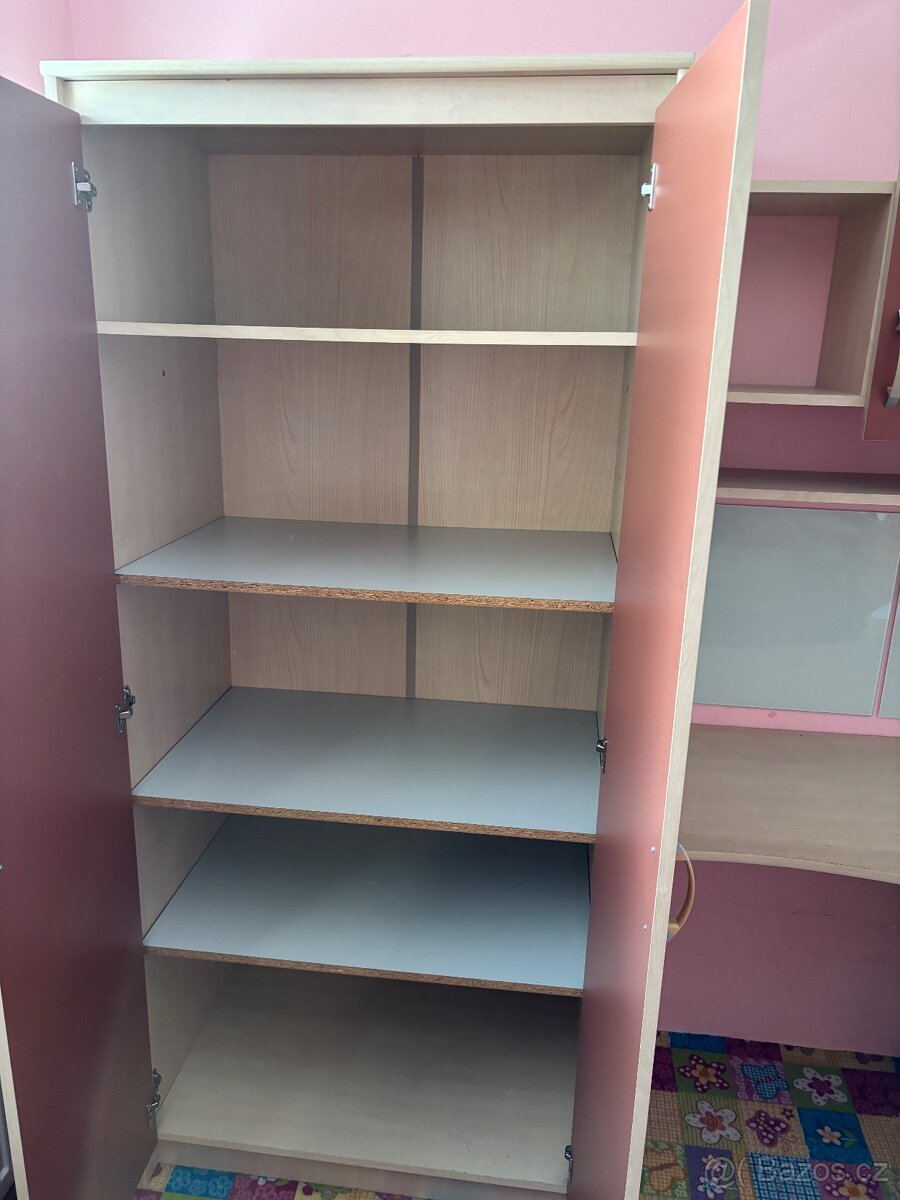 Nábytek dětský pokoj - 2