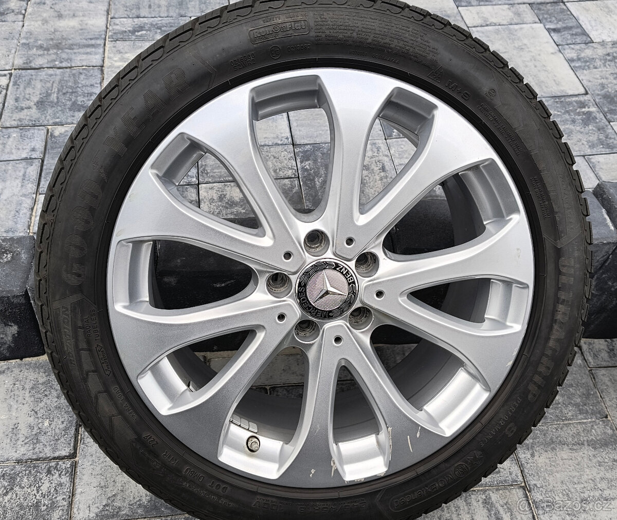 18 originál Mercedes E-Class W213 zimní 245/45 R18 - 2