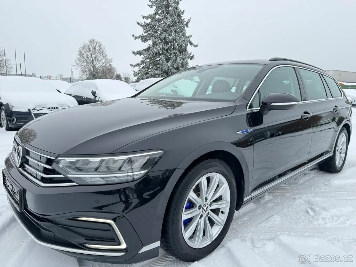 Volkswagen Passat GTE 1,4TSi e-hybrid/tažné/senzory/PHEV/LED - 2
