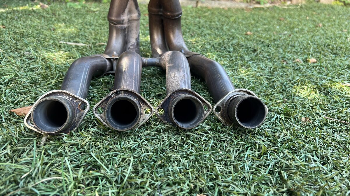 Svody, Suzuki Gsxr 750 k6 - 2