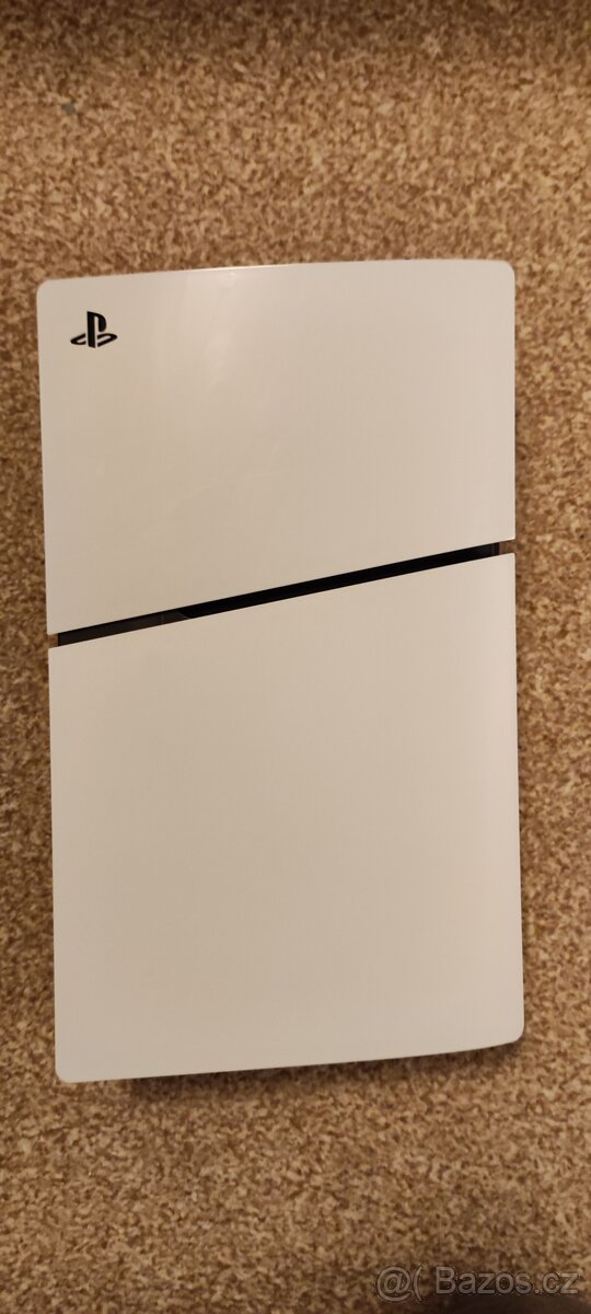 Prodám PS5 Slim v záruce - 2