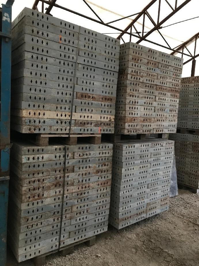 Stěnové bednění PORT (výborný stav) - 2