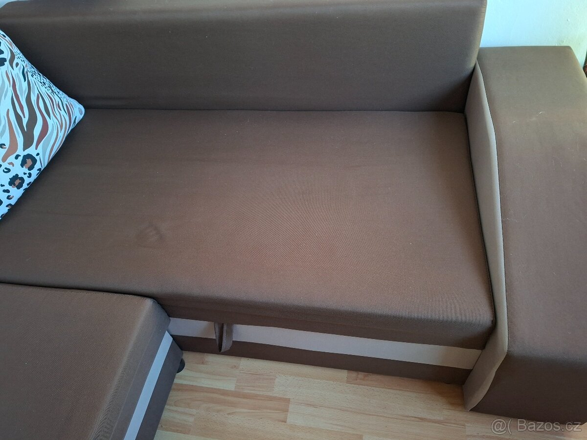 Rohová rozkládací sedačka - 2