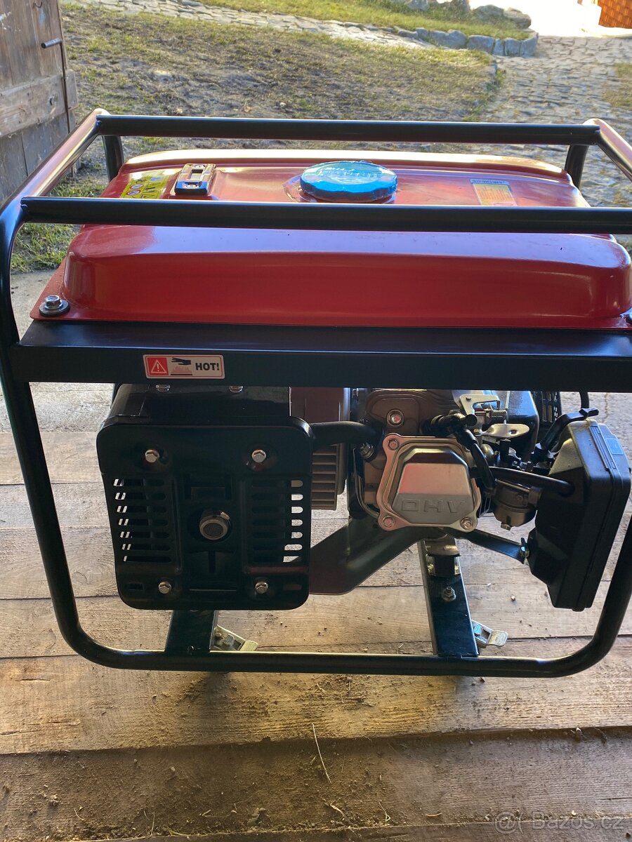 Elektrocentrála HECHT 3000W - úplně nová - 2